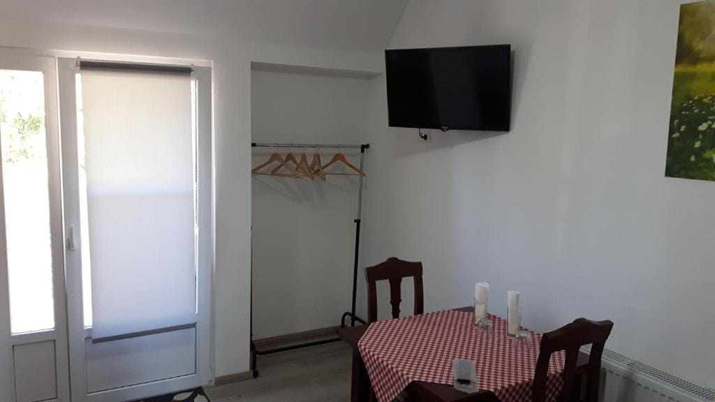 RESTORAN PRENOĆIŠTE CROATIA TURIST — 5