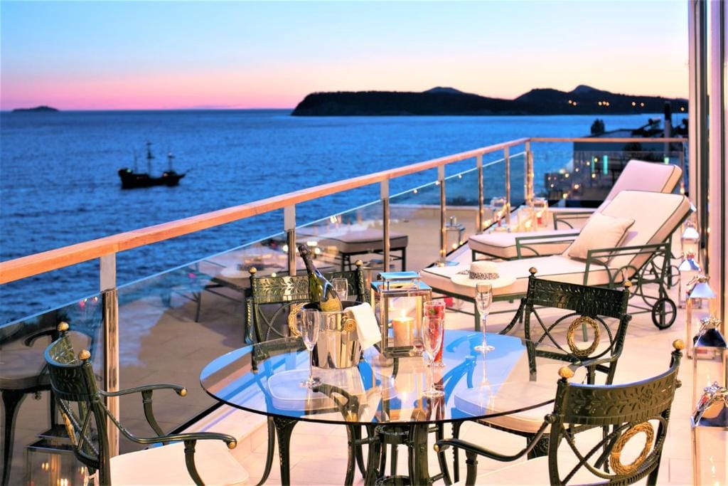 Royal Princess Hotel — 1