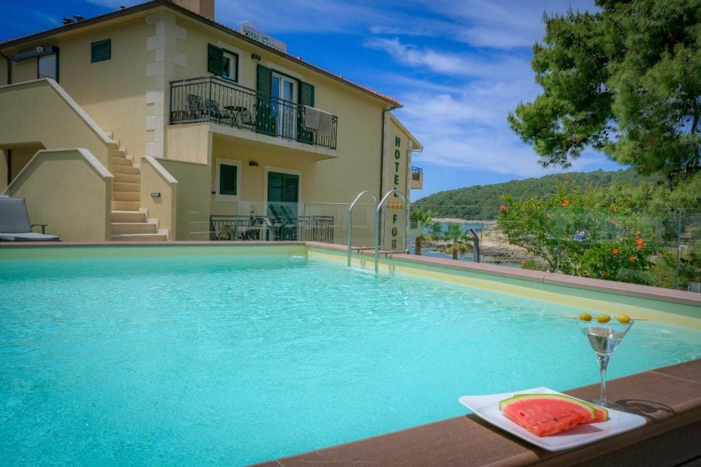 Hotel Fortuna — 3
