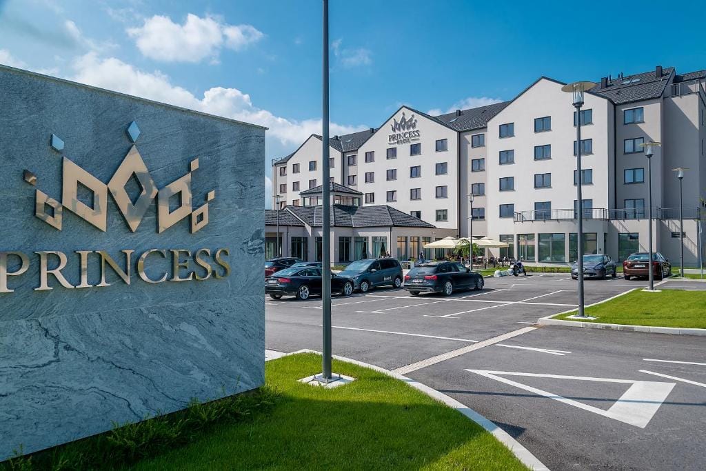 Hotel Princess — 1