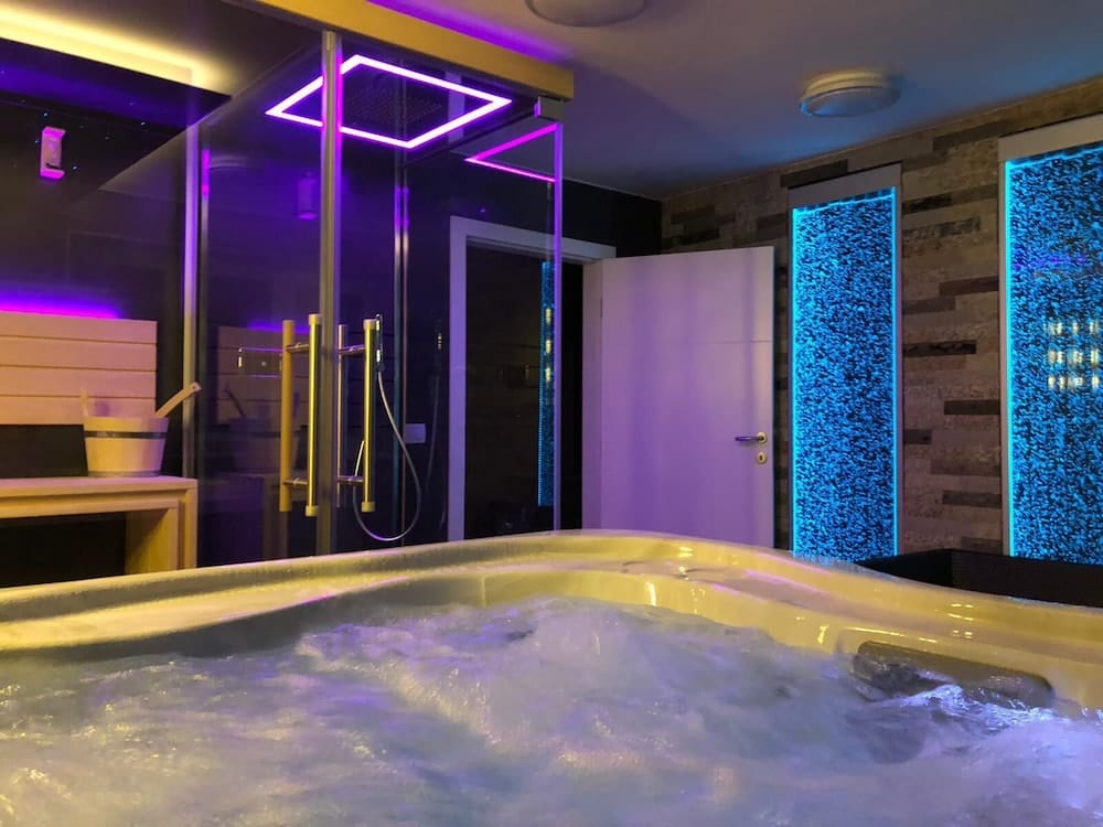 Madison Luxury Apartments