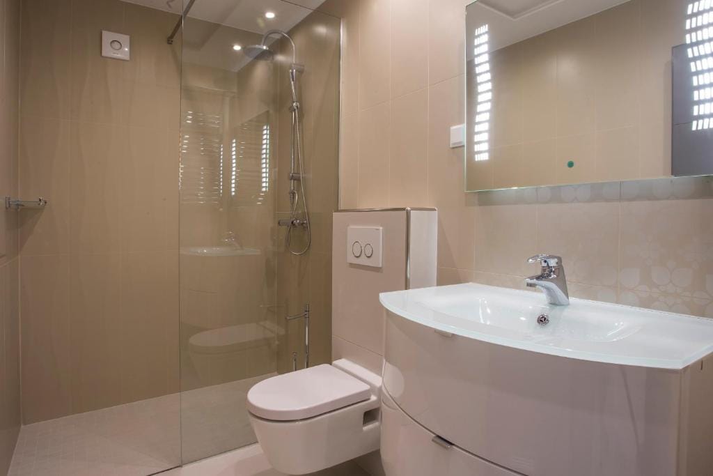 Adrion Aparthotel — 3