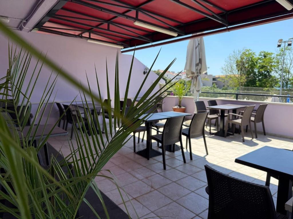 ApartHotel Viola — 3