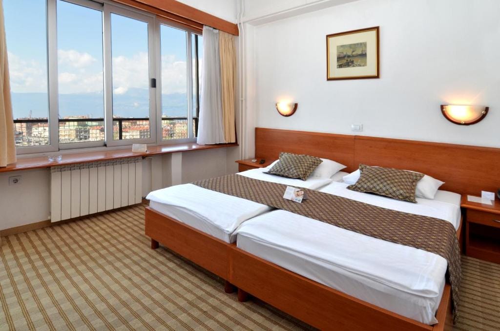 Hotel Neboder — 3