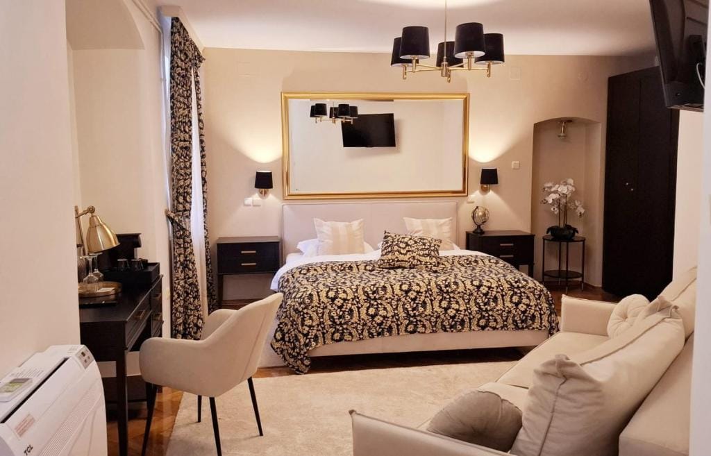 Hotel Livadić — 2