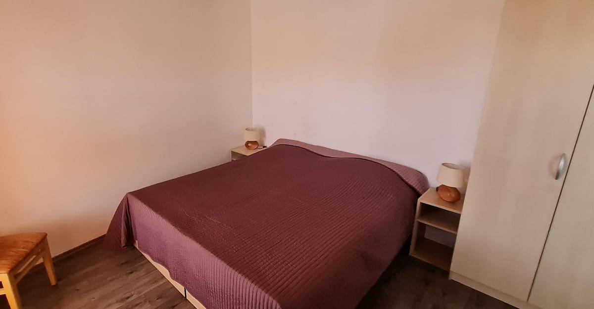 Sobe Lara, Zagreb