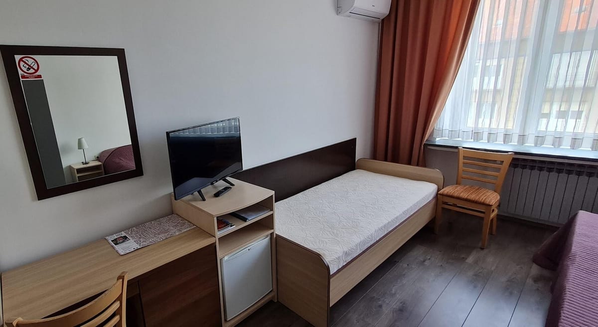 Sobe Lara, Zagreb — 2
