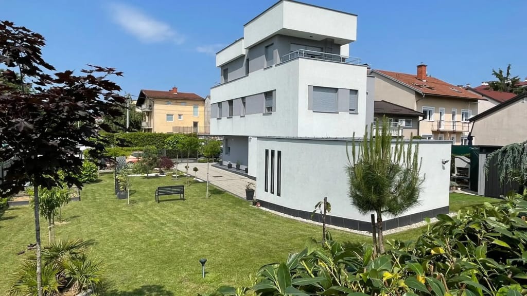 Villa Miami — 3