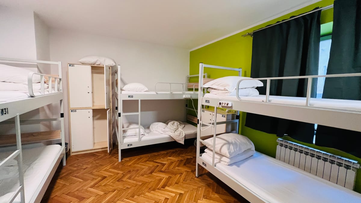 Whole Wide World Hostel & Bar — 3
