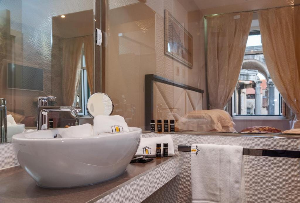 Heritage Hotel Antique Split — 3