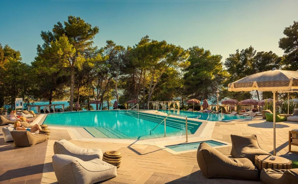 PLACES Hvar Hotel by Valamar — 1