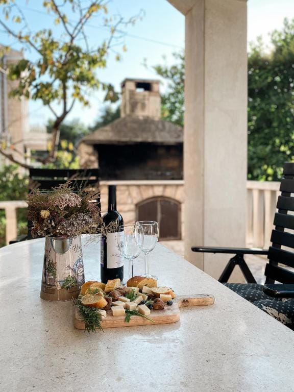 VILLA MARE — 1