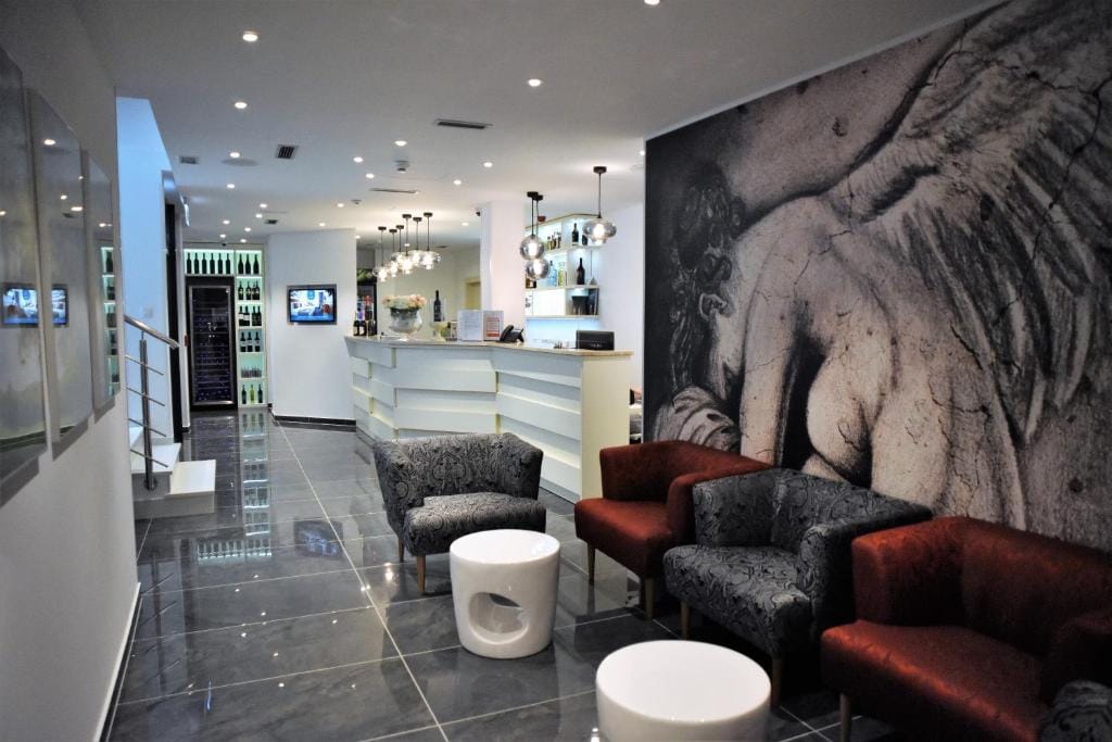 Hotel Santiny — 3