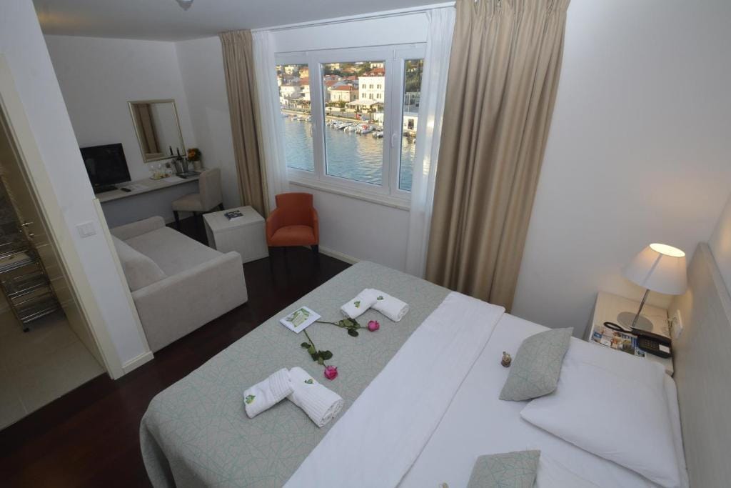 Hotel Borovnik — 2