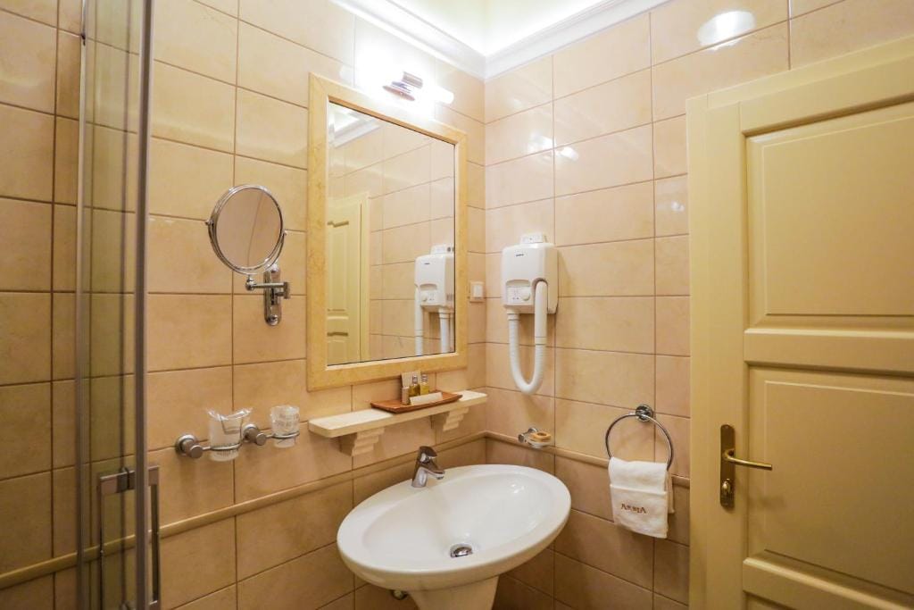 Arbia Dorka Heritage Palace — 5