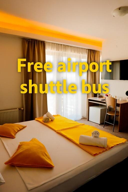 London Rooms Zagreb Airport — 1