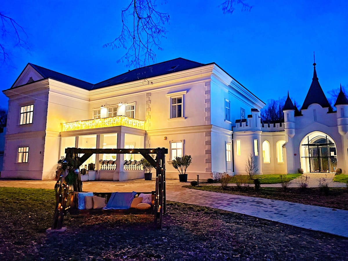Dvorac Janković Visitor Center — 3