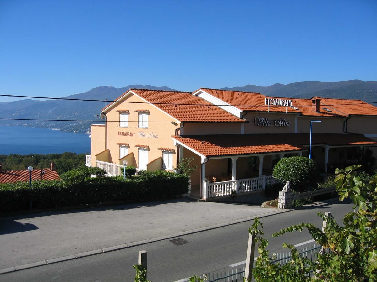 Hotel & Restaurant Villa Mira — 4
