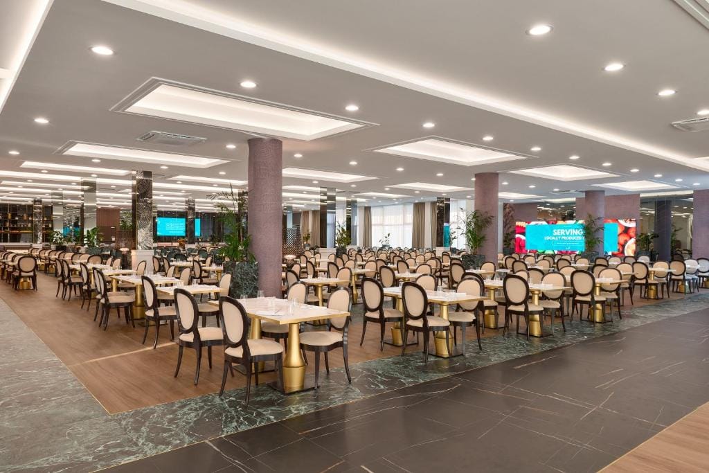 Hotel Olympia — 4
