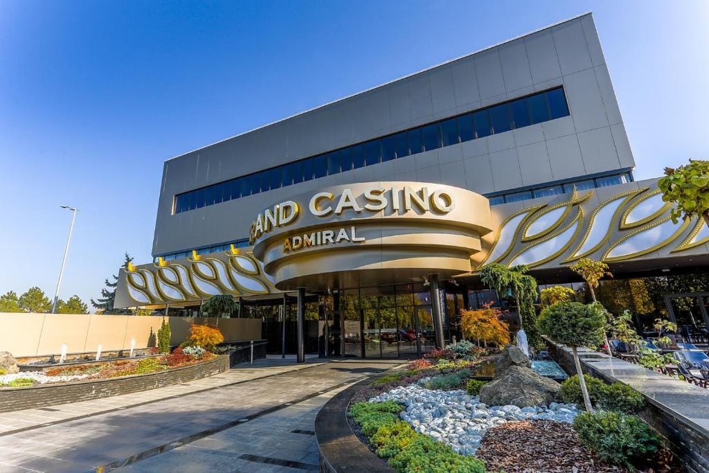 Admiral Hotel — 1