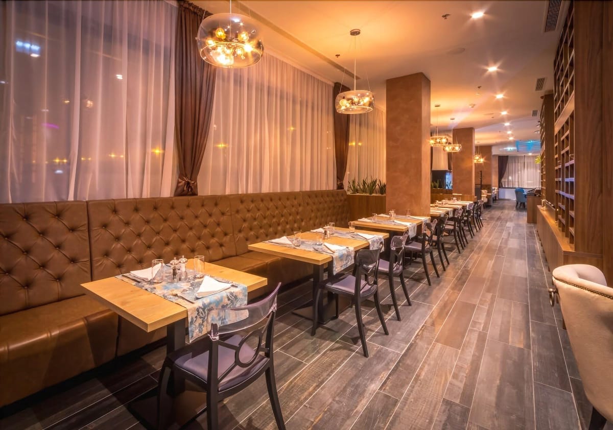 Admiral Hotel — 2